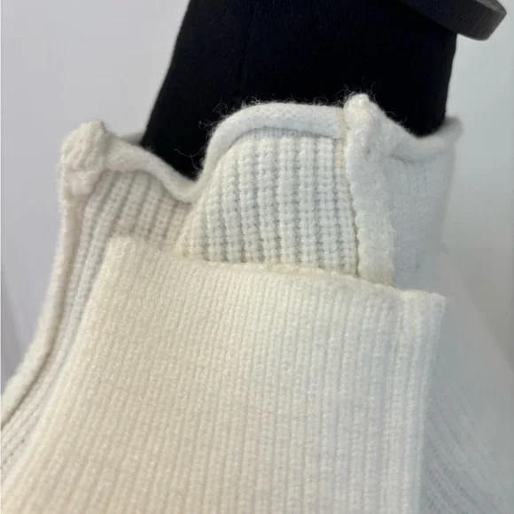 NWT Chicwish Heart And Soul Patched Knit Sweater in White - L/XL